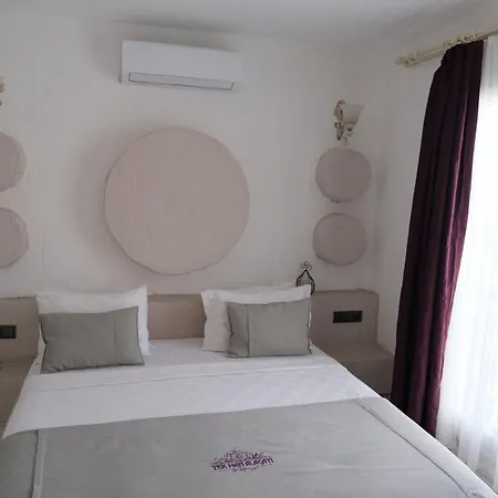 Tekhan Alacati Hotel *