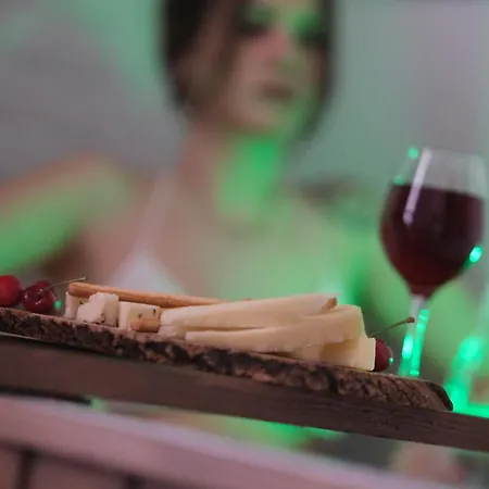 Tekhan Alacati Otel *