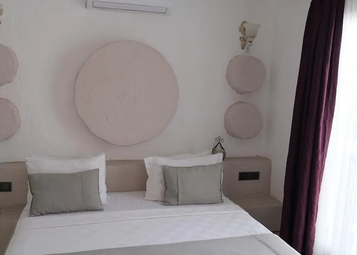 Tekhan Alacati 酒店 *